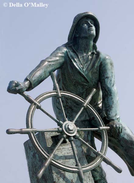 Fishermen's Statue at Gloucester Harbor